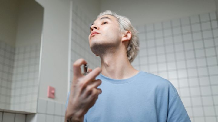 ¿Cómo aplicar perfume para hombre correctamente? Guía de uso y consejos