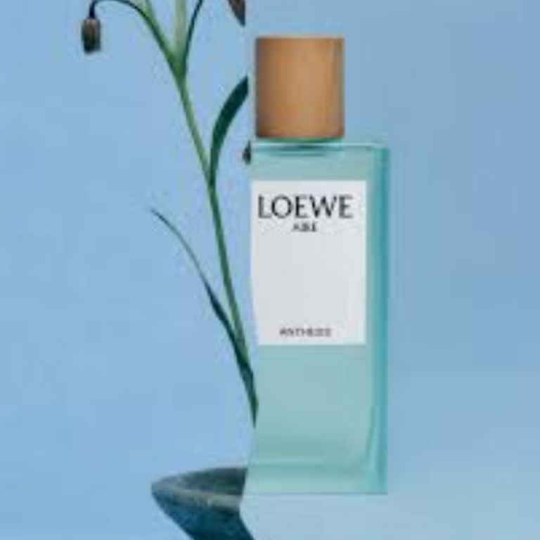 Un perfume dulce a base de sándalo y cedro