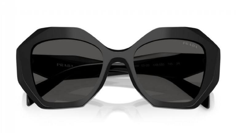 Uno de los modelos Prada que usó Bizarrap