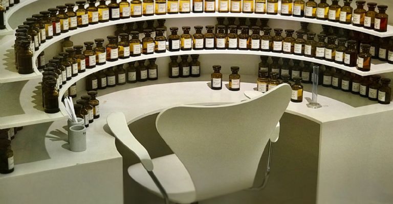 Los 5 perfumes para hombre más vendidos en 2024, huelen delicioso y te preguntarán cuál es