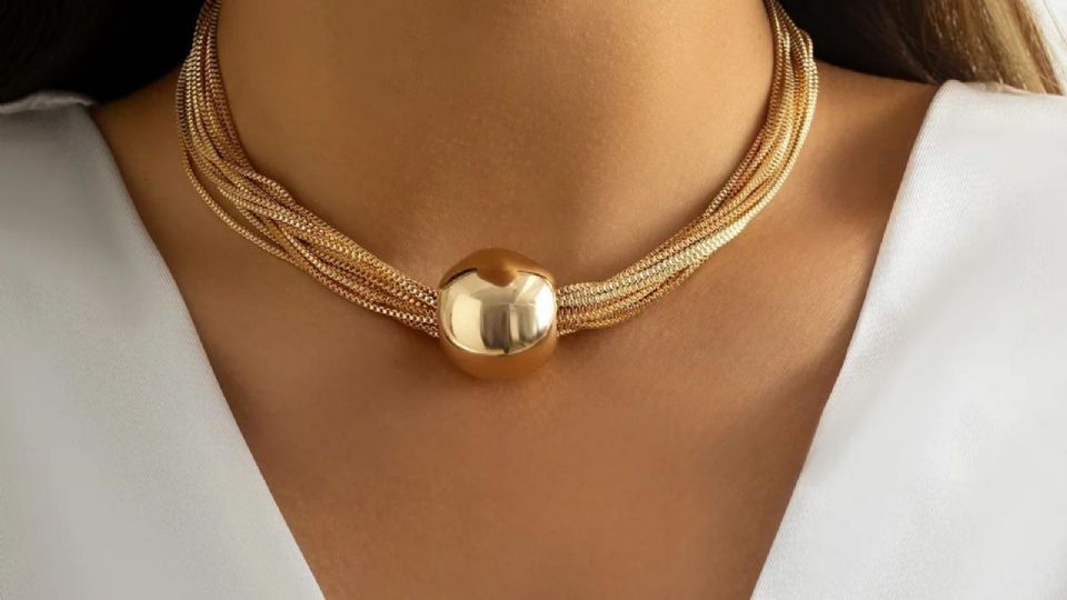 Preciosas joyas tipo burbuja realizadas en plata maciza y otros materiales nobles que se llevarán todo 2024.