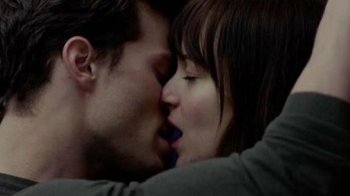 Las 3 frases de ‘Cincuenta sombras de Grey’ para enviar a tu pareja por WhatsApp