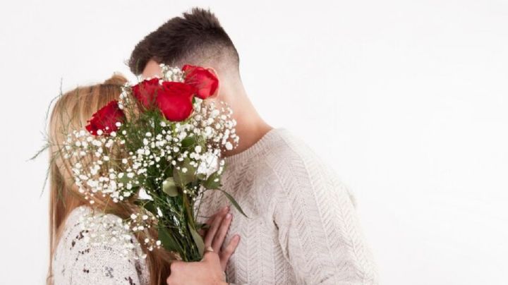 Conoce el profundo significado de que te regalen rosas, según su cantidad