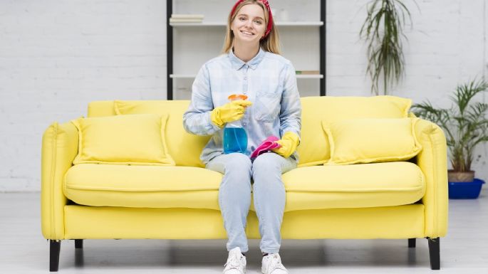 Paso a paso, así debes limpiar tu sofá de tela en pocos minutos