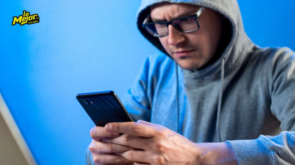 Profeco advierte sobre las estafas más frecuentes en el mundo digital.