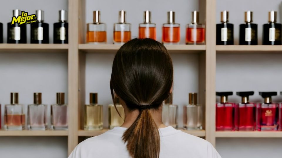 Descubre los cinco mejores perfumes con notas de mandarina, perfectos para acompañan los días templados de otoño.