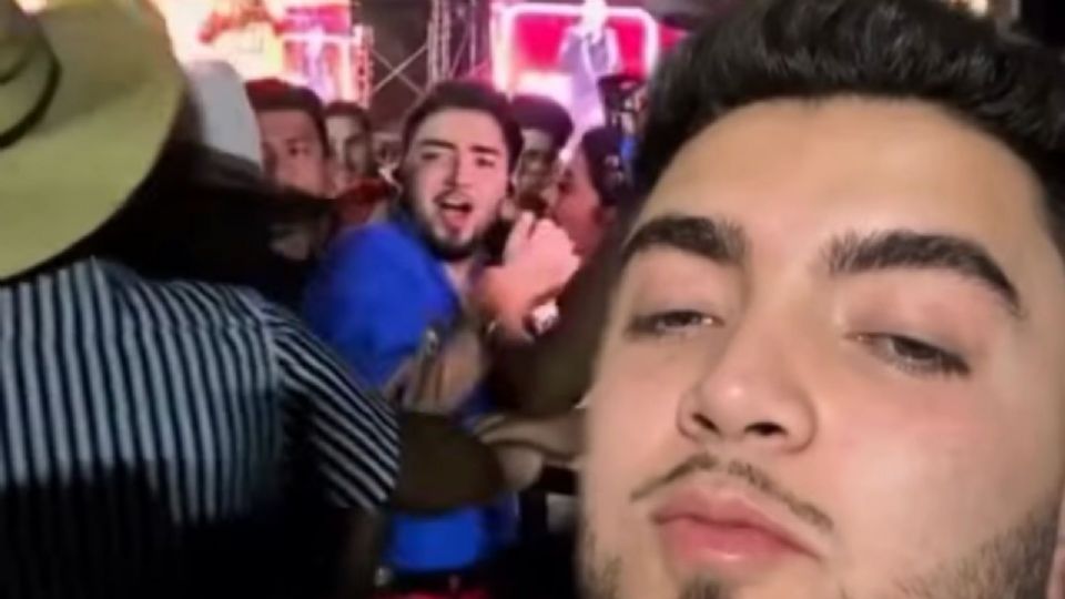 Julio Haro fue golpeado por el novio de una fan tras darle un beso.