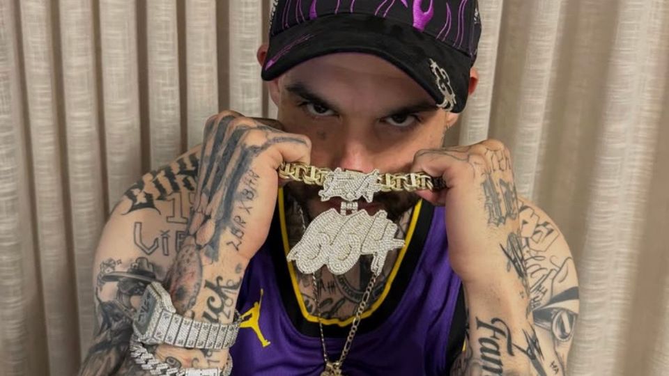 Emiliano Aguilar presenta su primer corrido familiar, fusionando su estilo propio con el legado de Antonio Aguilar.