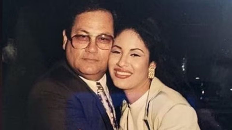 Muere Abraham Quintanilla, padre de Selena.