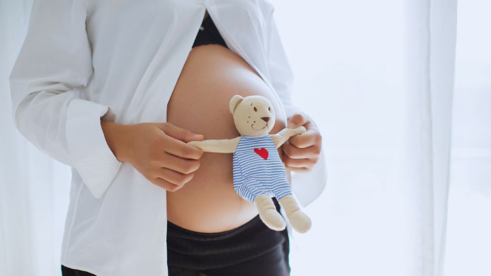 Una nueva predicción de Mhoni Vidente sobre una ex pareja de Nodal genera especulaciones.