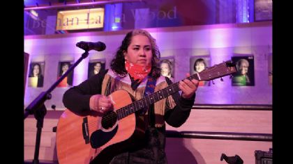 Vivir Quintana lleva su voz al Design Museum de Londres