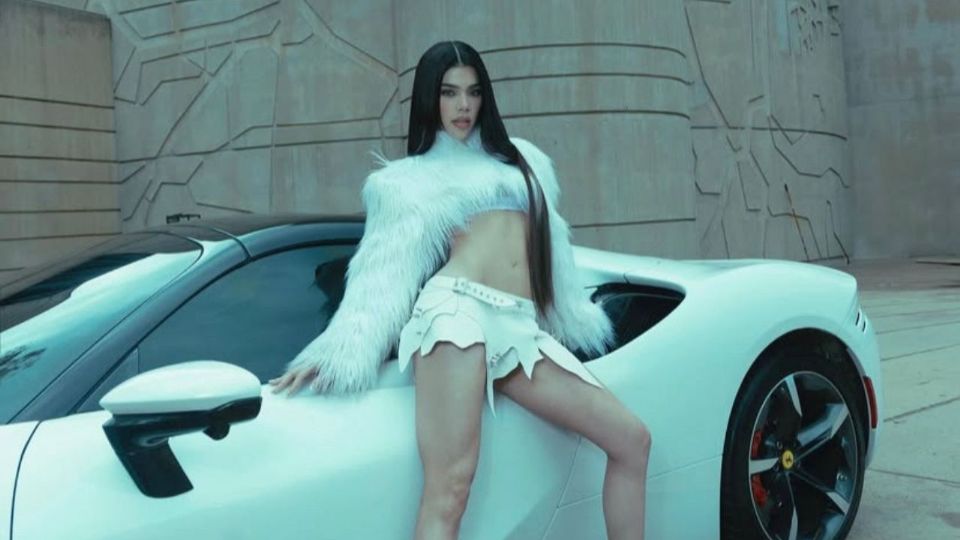 Kenia Os presentó la premiere de su documental Kenia Os: La OG.