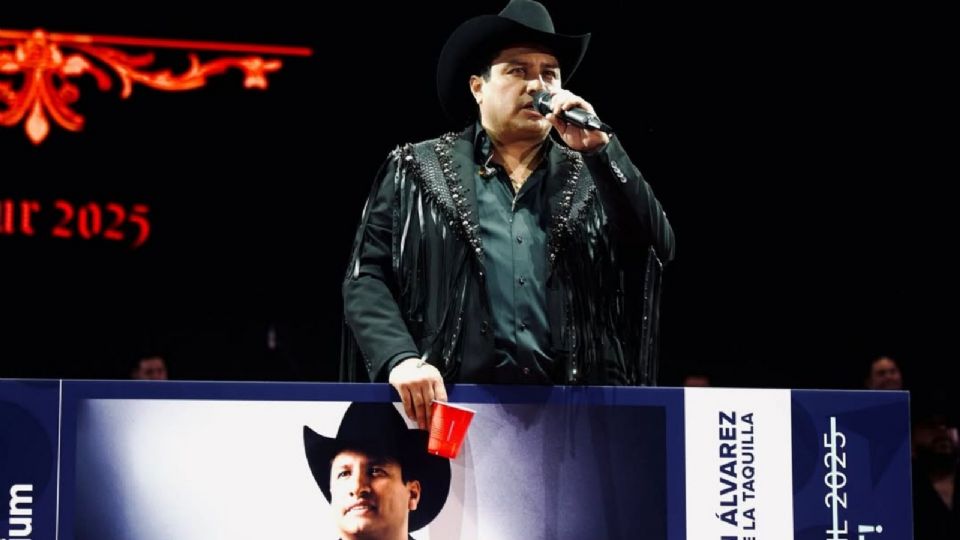 Julión Álvarez suma un gran logro a su carrera con un regreso triunfal a los escenarios estadounidenses