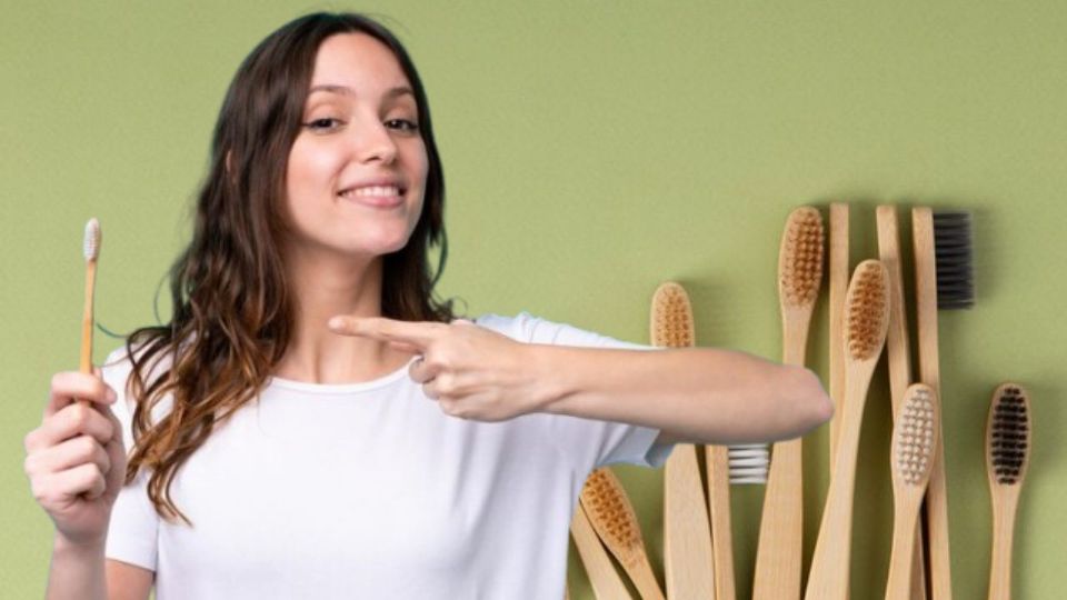 Elegir un buen cepillo de dientes es esencial para una higiene bucal efectiva.
