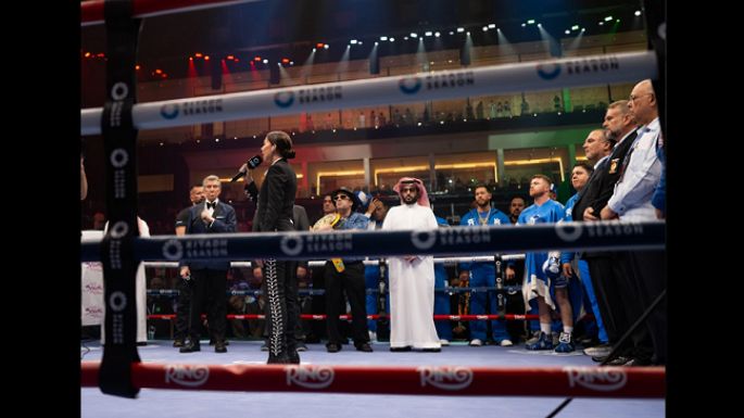 Majo Aguilar honró sus raíces con una impresionante interpretación del himno nacional