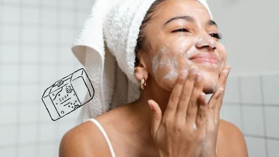Dentro de este panorama de exploración de alternativas, un producto que ha cobrado una notoriedad sorprendente en el ámbito del cuidado facial es el jabón ZOTE