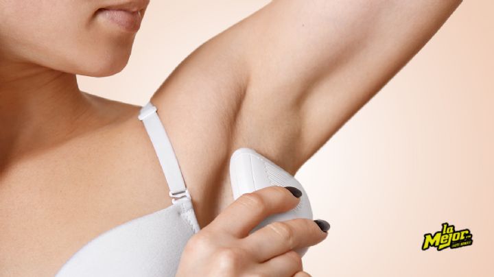 Este desodorante huele rico, dura hasta 24 horas y elimina el sudor