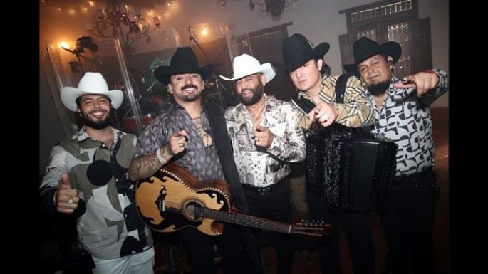 Pancho Barraza y Los Dos Carnales preparan sorpresas