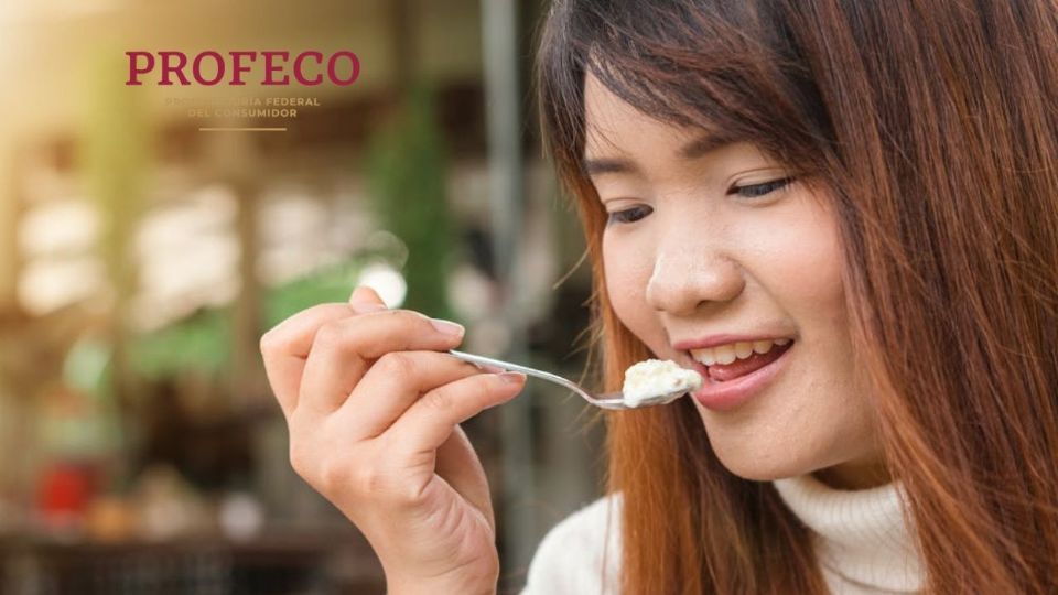 La advertencia de Profeco subraya la importancia de leer las etiquetas antes de comprar yogur griego