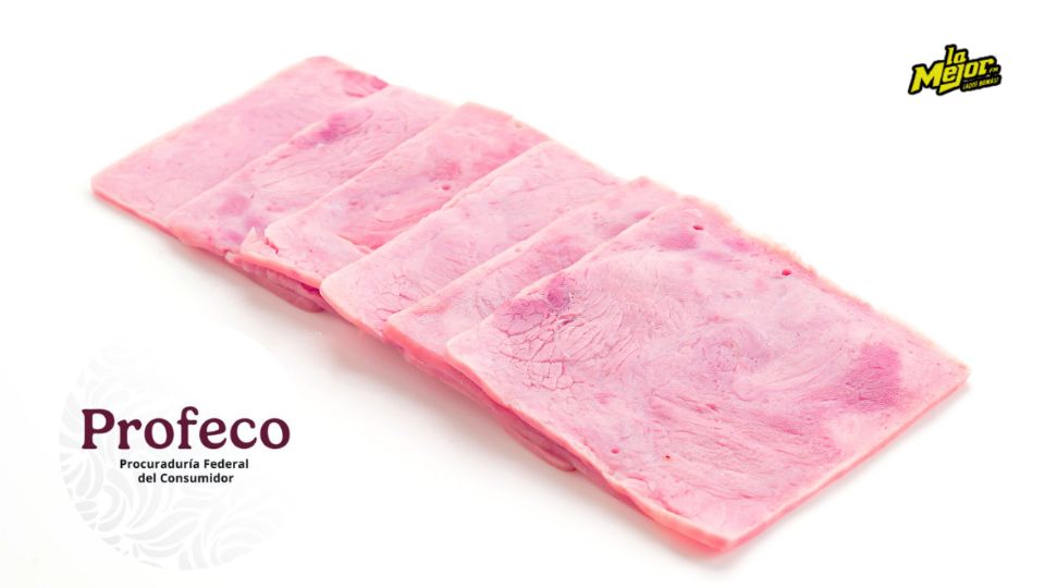 Profeco enseña a detectar algunas señales que te ayudarán a reconocer un jamón falso a simple vista.