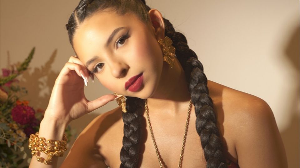 ¿Ángela Aguilar se ha realizado operaciones estéticas?