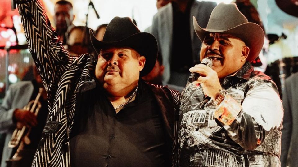 ¿Cómo lidian Chuy Lizárraga y El Coyote con las críticas de la gente?