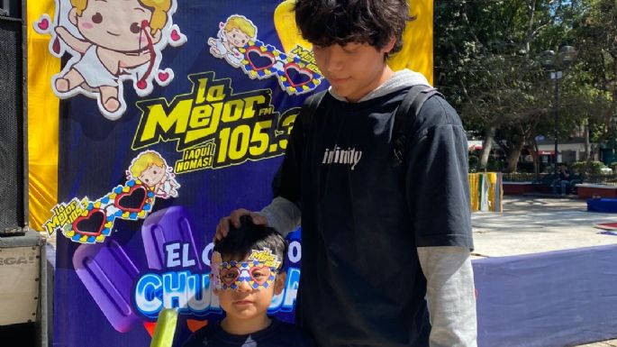 ¡PORQUE CON UNA CHUPADITA SE TE BAJA EL CALOR!