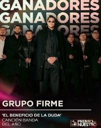 Foto descriptiva de: Grupo Firme gana en Premio Lo Nuestro por Canción Banda del Año
