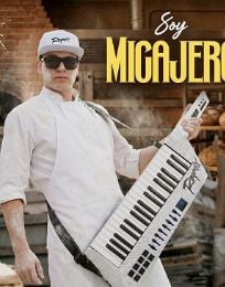 Foto descriptiva de: Raymix y Gomita, juntos en el video “Soy migajero”