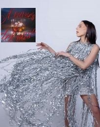 Foto descriptiva de: Majo Aguilar estrena su primer tema de banda