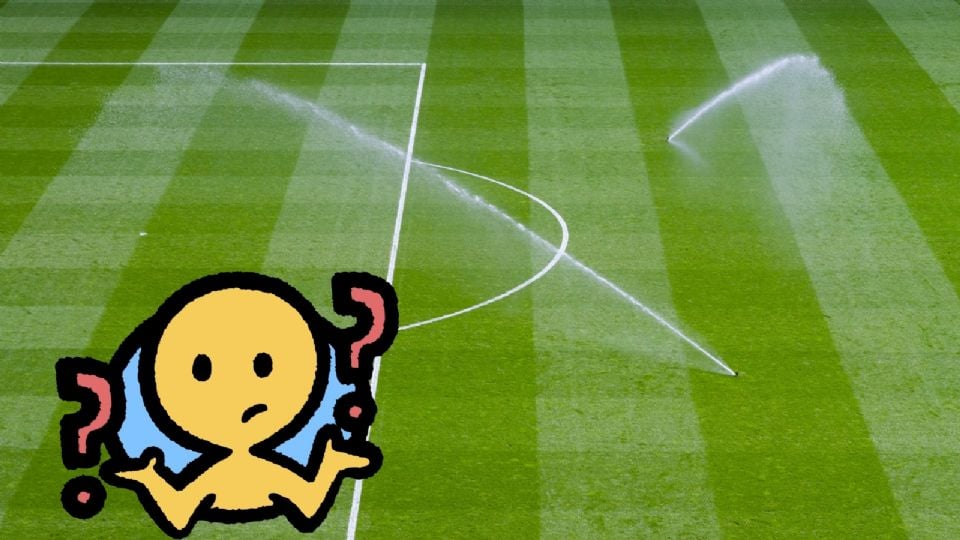 Jornada Mundialista ¿Por qué riegan la cancha de fútbol antes de iniciar el partido?